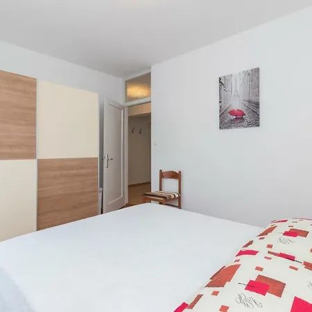 Apartment Sani Zadar